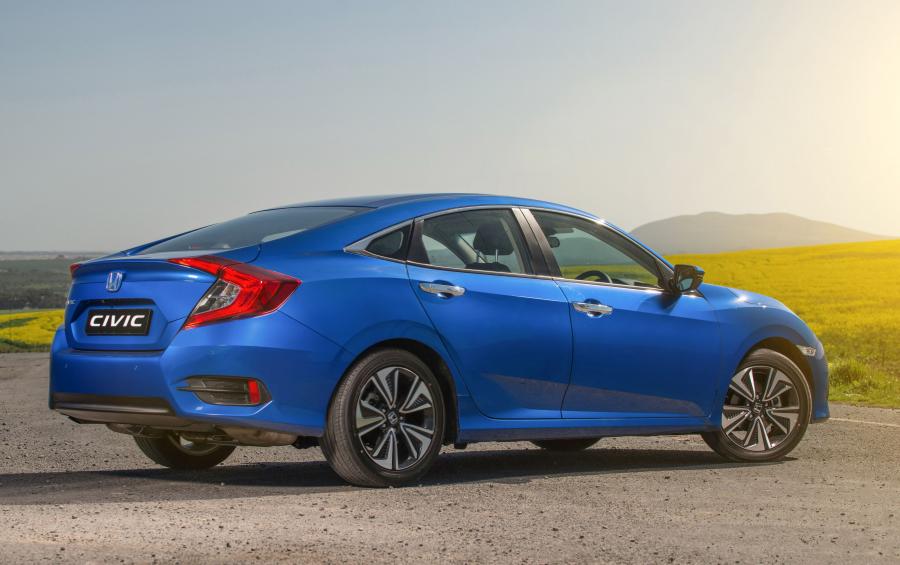  Honda Civic Sedan 2016 года  (ZA) (фото 4 из 14)
